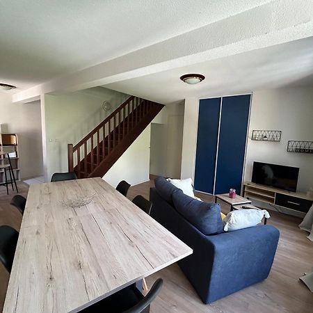 Ferienwohnung Duplex Avec Piscine La Roche-Posay Exterior foto